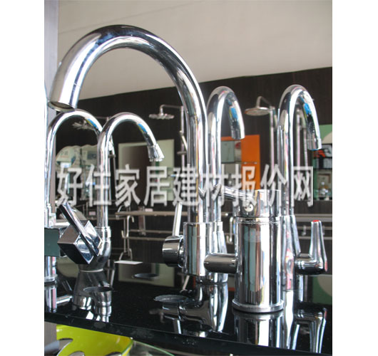 �N�����^ CV-1015 ����