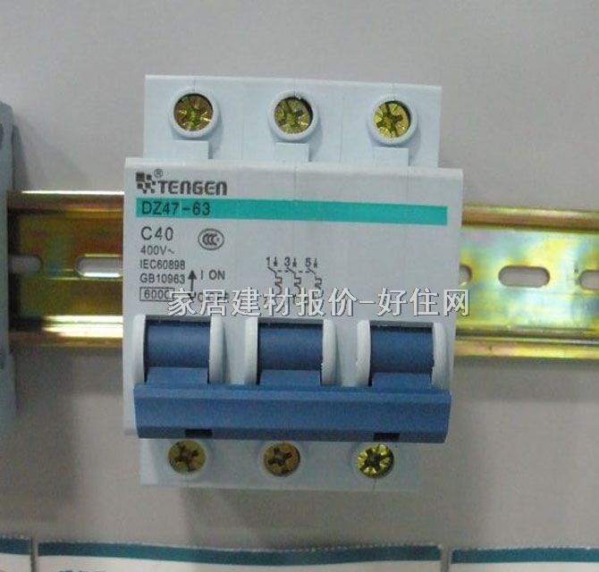 ��·��\�՚��_�P DZ47-63 C40 3P 40A �՚��_�P���ܚ���·����