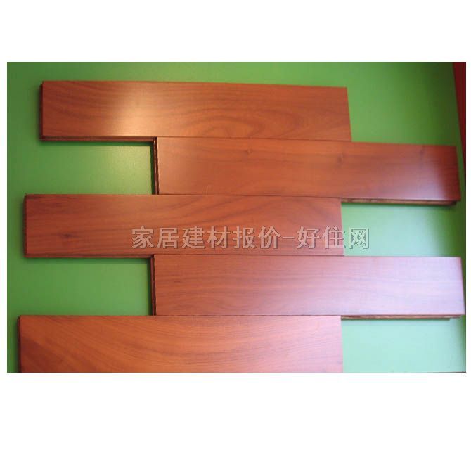 �����ͺϵذ� ��ľ 610��95��18mm