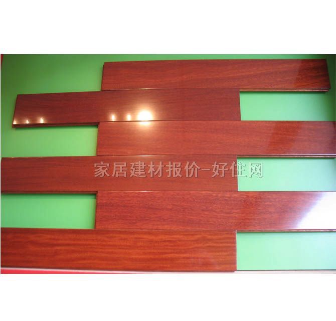 �����ͺϵذ� ��ľ 610��93��18mm