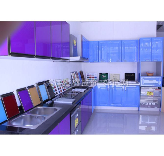 �������w���� ��ɫ���w���� ӆ��