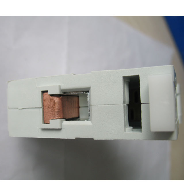 ����·��\�՚��_�P C16 240V 1P 16A �՚��_�P���ܚ���·����