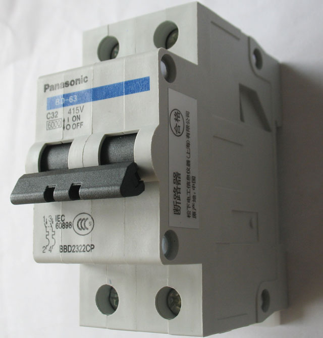 ����·��\�՚��_�P BD-63 C32 415V 2P 32A �՚��_�P���ܚ���·����