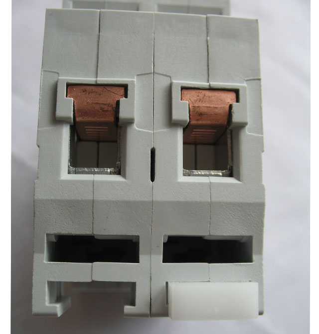 ����·��\�՚��_�P BD-63 C32 415V 2P 32A �՚��_�P���ܚ���·����