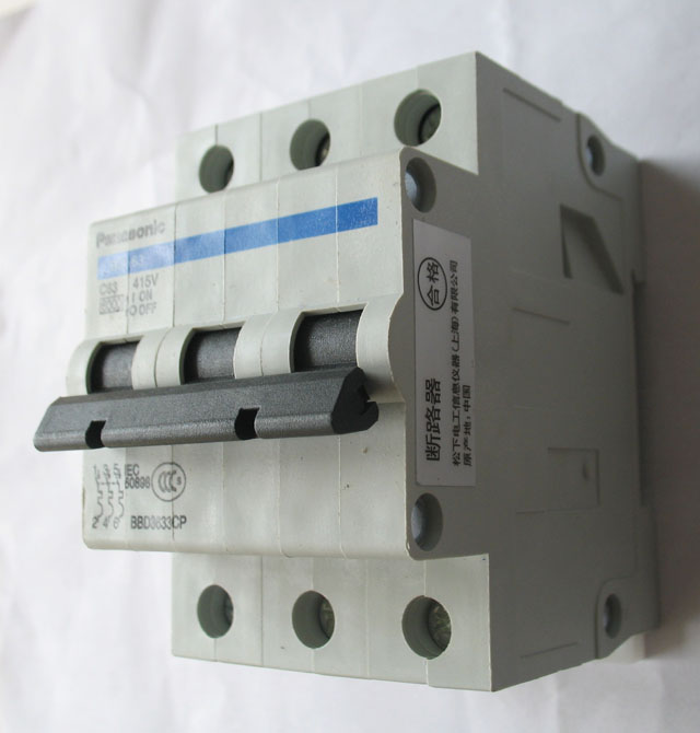 ����·��\�՚��_�P BD-63 C63 415V 3P 63A �՚��_�P���ܚ���·����