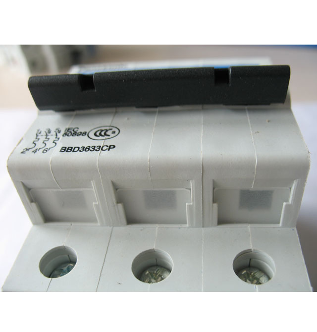 ����·��\�՚��_�P BD-63 C63 415V 3P 63A �՚��_�P���ܚ���·����