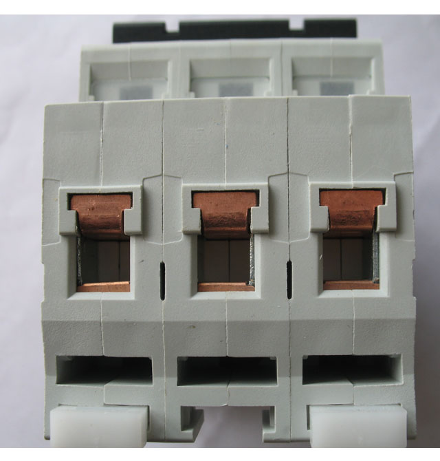 ����·��\�՚��_�P BD-63 C63 415V 3P 63A �՚��_�P���ܚ���·����