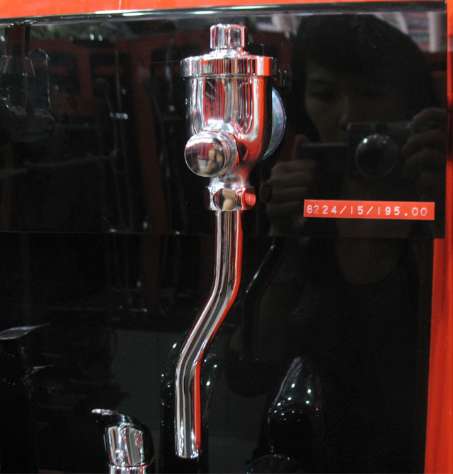 �ܵ�ɭС�����_ˮ�y �ܵ�ɭ8224/15��Һ�� ����Ҏ��