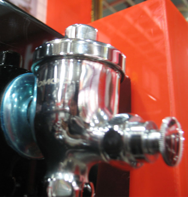 �ܵ�ɭС�����_ˮ�y �ܵ�ɭ8224/15��Һ�� ����Ҏ��