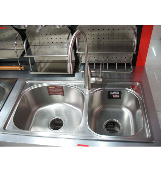 Ħ�ϏN��ˮ������ Ħ��7843 �p��