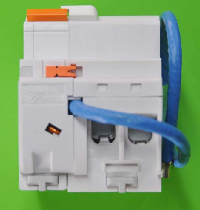 ʩ�͵�·��\�՚��_�P EA9RN1C1030C 1P+N 10A ʣ�����������·��