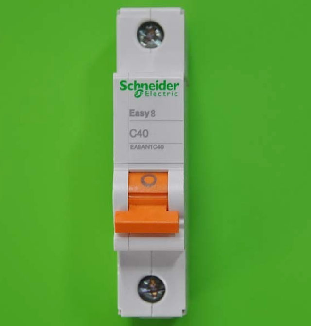 ��·��\�՚��_�P EA9AN1C40  1P 40A �՚��_�P���ܚ���·����