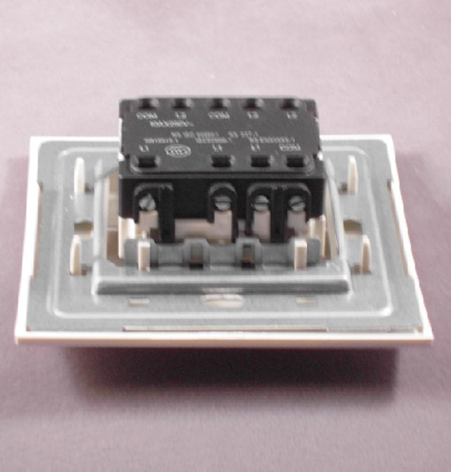 ABB���E���_�P��� AU17253-WW 3λ�p�� ��ɫ���� ��ָʾ��