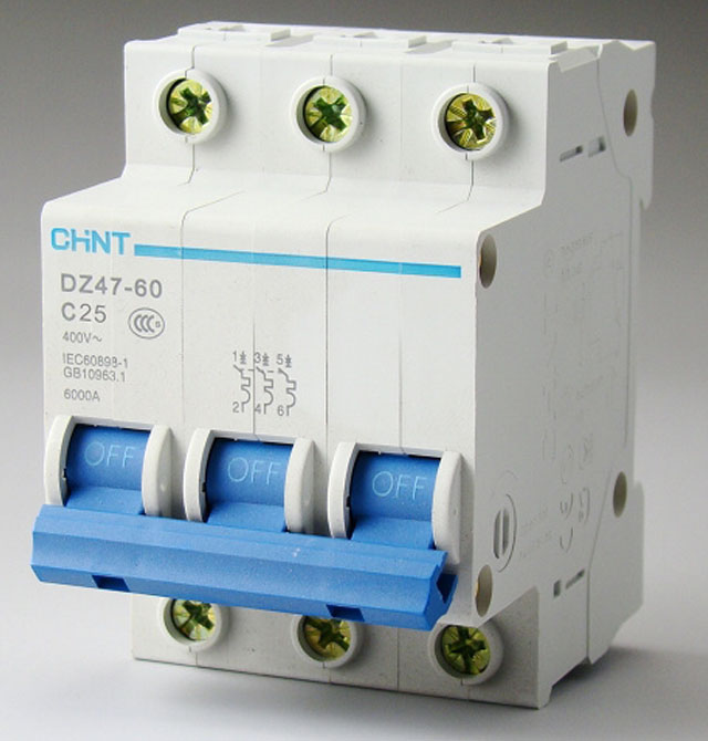 ��·��\�՚��_�P DZ47-60 C25 3P 25A �՚��_�P���ܚ���·����
