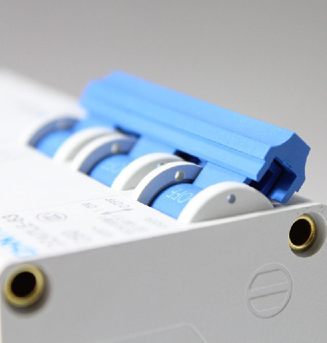 ��̩��·��\�՚��_�P DZ47LE-32 C�� 3P+N 16A ©는�·��