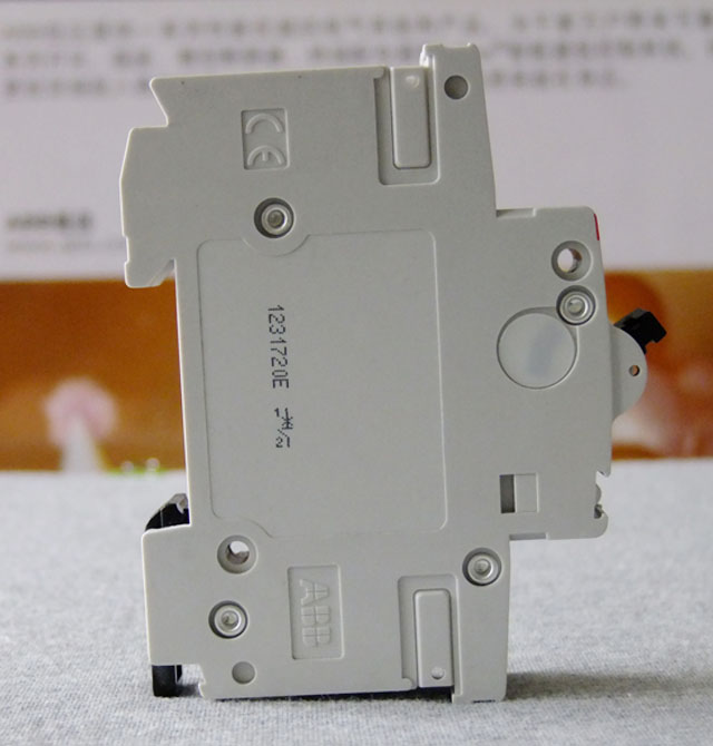 ABB��·��\�՚��_�P S260 C32A 1P 32A �՚��_�P���ܚ���·����