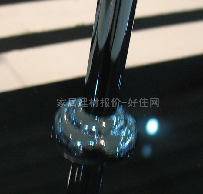 �ŷ��͏d��� 1006��� 1000mm��550mm����440mm