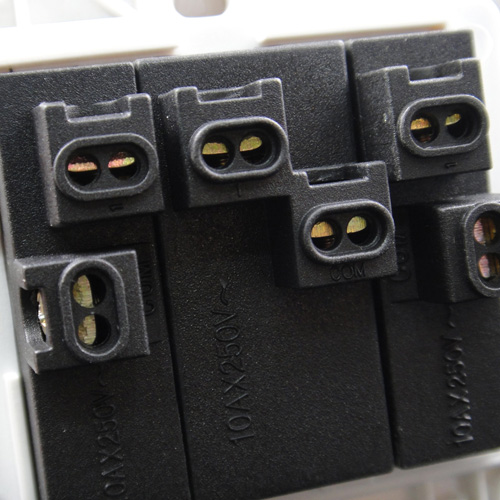 ���T�Ӵ��E���_�P��� �h��ϵ��5TA0118-1CC1 3λ�ο� ��ɫ ���ɹ�ָʾ