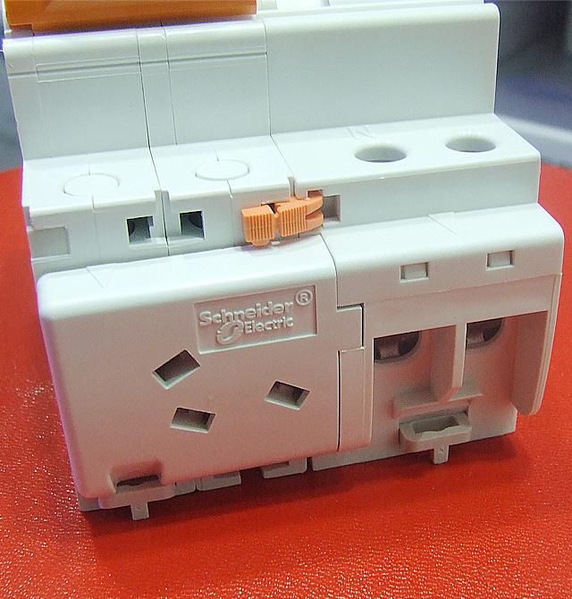 ʩ�͵�·��\�՚��_�P Easy8 C63 EA9RN2C6330C 2P 63A ©는�·��