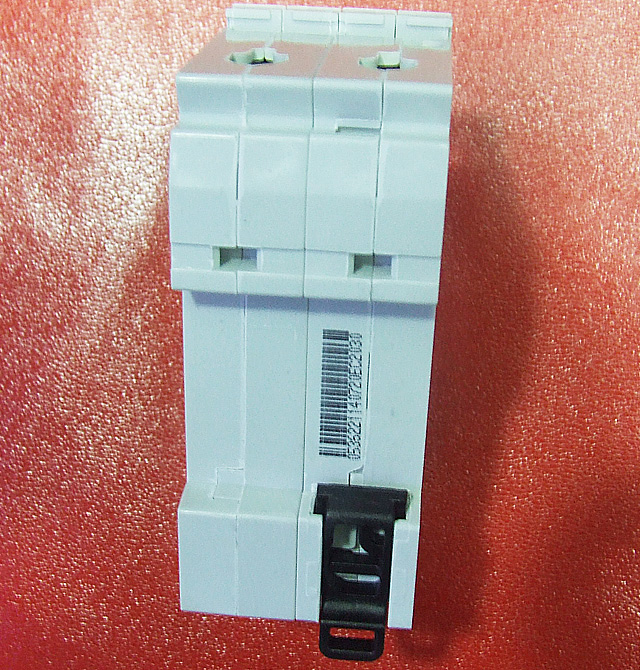 ABB��·��\�՚��_�P GS261 C20 1P+N 20A �՚��_�P���ܚ���·����