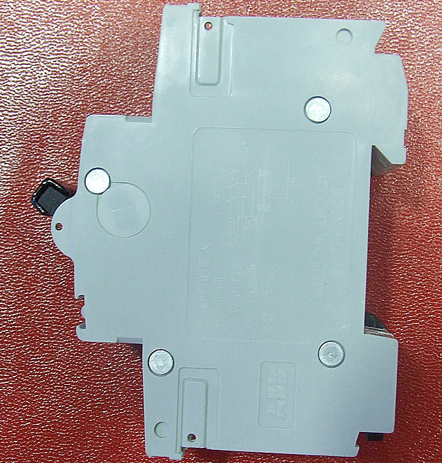 ABB��·��\�՚��_�P GS261 C20 1P+N 20A �՚��_�P���ܚ���·����