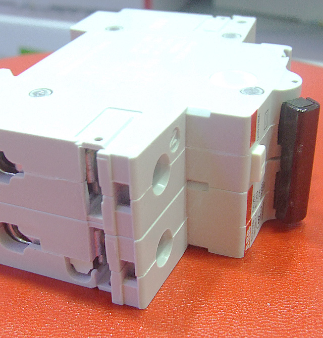 ABB��·��\�՚��_�P GS261 C20 1P+N 20A �՚��_�P���ܚ���·����