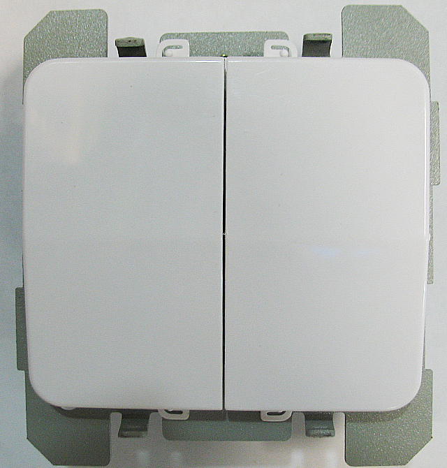 ���ɴ��E���_�P��� 60ϵ��60397-50A 2λ�p�� �㙉߅��ɫ����