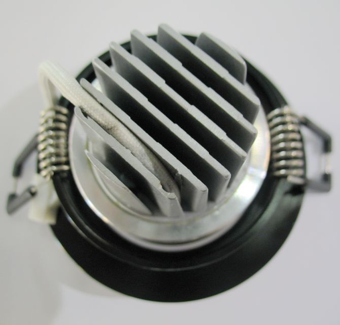 ��һ����LEDͲ�����컨��  QY-L205  1w ���bǶ��ʽ δ֪ �X�Ͻ���|��ɫ