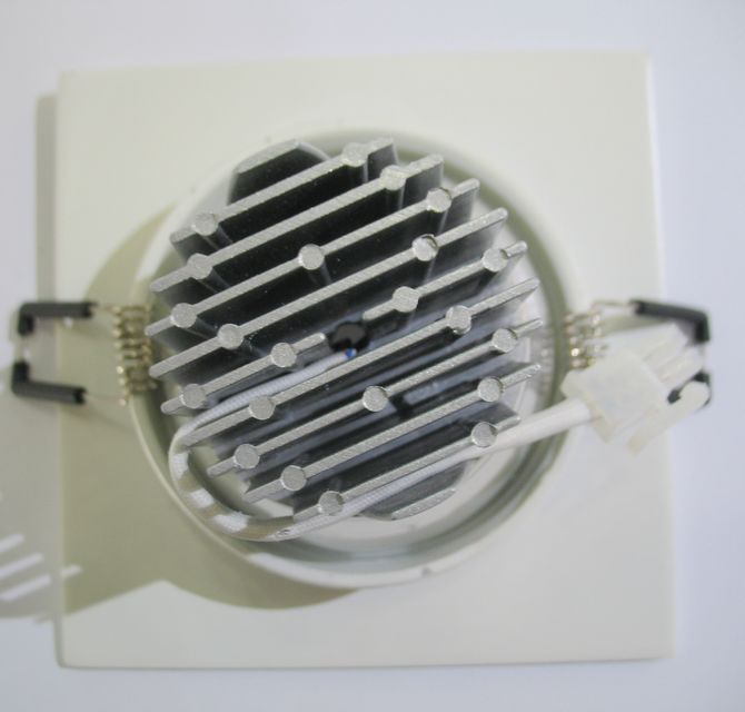 ��һ����LEDͲ�����컨�� QY-L011G  Max.5w ���bǶ��ʽ �X�Ͻ���|��ɫ