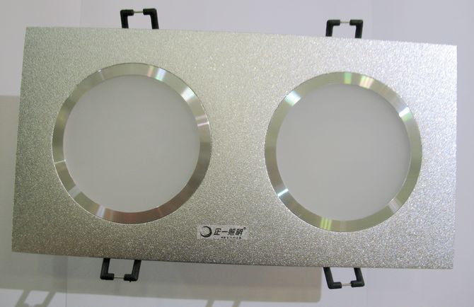 LEDͲ�����컨�� QY-L024G Max.2��4w ���bǶ��ʽ �X�Ͻ���|ɳ�yɫ