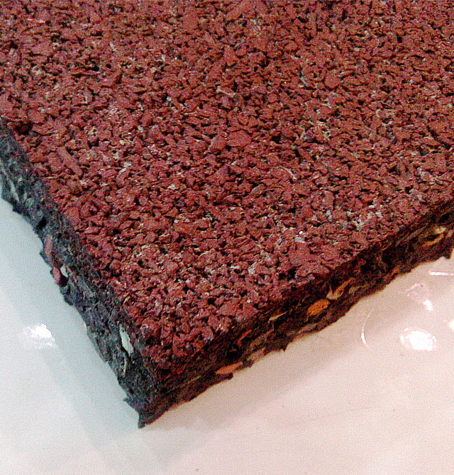 �f��PVC�\�ӵذ� ��ȫ�؉| 2.0���� 500mm��500mm����20mm EPDM�z��