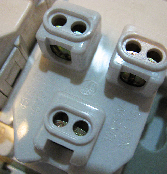 ���Ɏ��_�P������� 60ϵ�� 60414-30 �����O��1λ�ο� ��ɫ