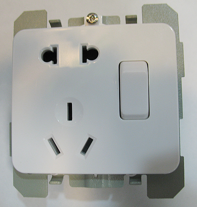 ���Ɏ��_�P������� 60ϵ�� 60414-30 �����O��1λ�ο� ��ɫ