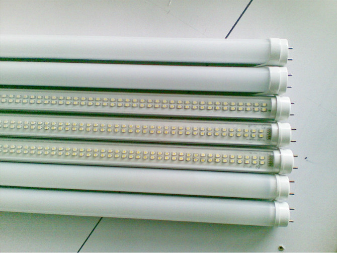 �W��֧���չ�� T8LED��� CT-08 1��18w ��Ԫ 2700-6500