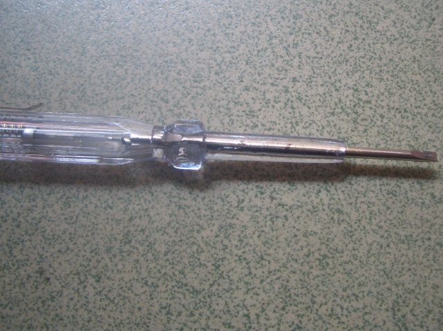 ����y늹P ����늹P 100v-500v