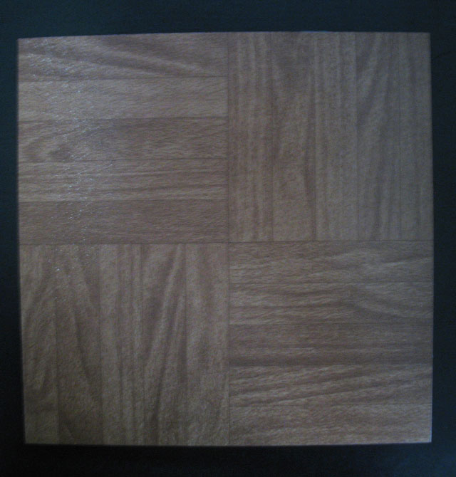 ���m�K��PVC���ϵذ� ��ľ�yϵ��8028 304mm��304mm����1.2mm ľ�y