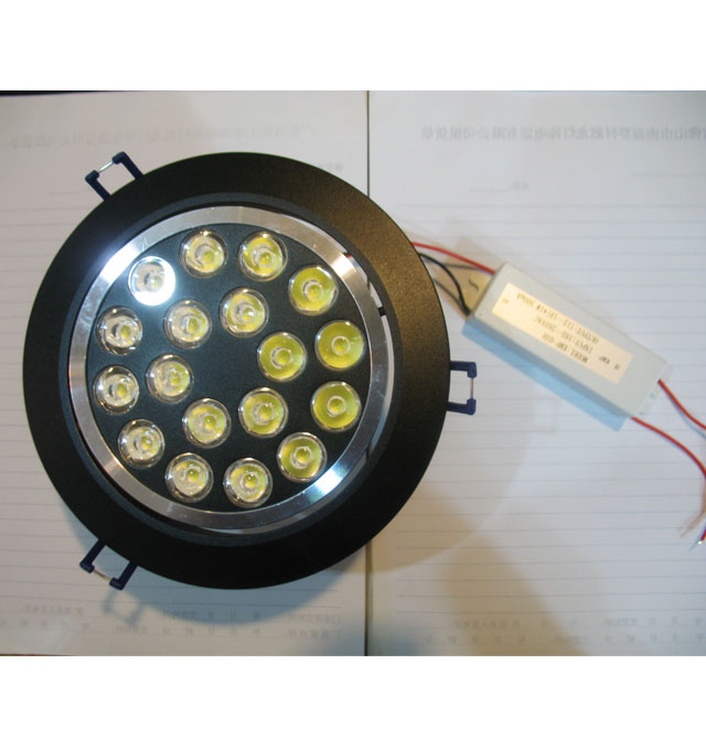 �h��LEDͲ�����컨�� AP261B-18B 18��1w ���bǶ��ʽ �_�צ�138mm  �X�Ͻ���|��ɫ