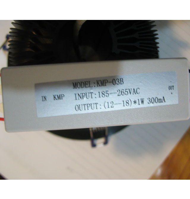 �h��LEDͲ�����컨�� AP261B-18B 18��1w ���bǶ��ʽ �_�צ�138mm  �X�Ͻ���|��ɫ