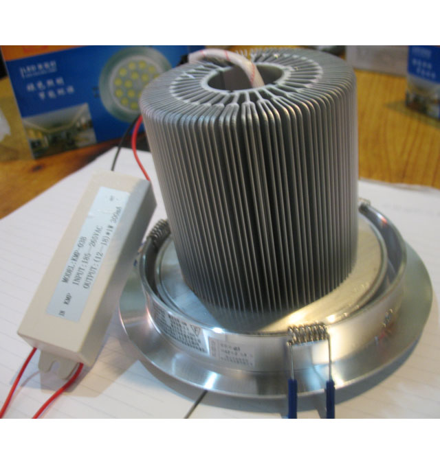 �h��LEDͲ�����컨�� AP261B��18B 18��1w ���bǶ��ʽ �_�צ�138mm  �X�Ͻ���|�yɫ