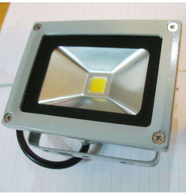 �h��LEDͶ�������� APL4421A-10B���Ɵ� 1��10w ů��ɫ3000k