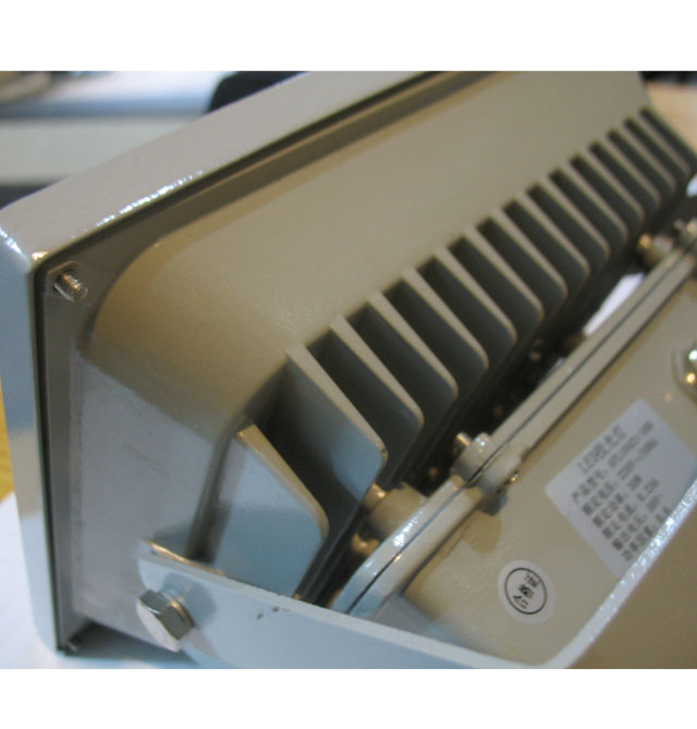 �h��LEDͶ�������� APL10421-30B���Ɵ� 1��30w ů��ɫ3000k