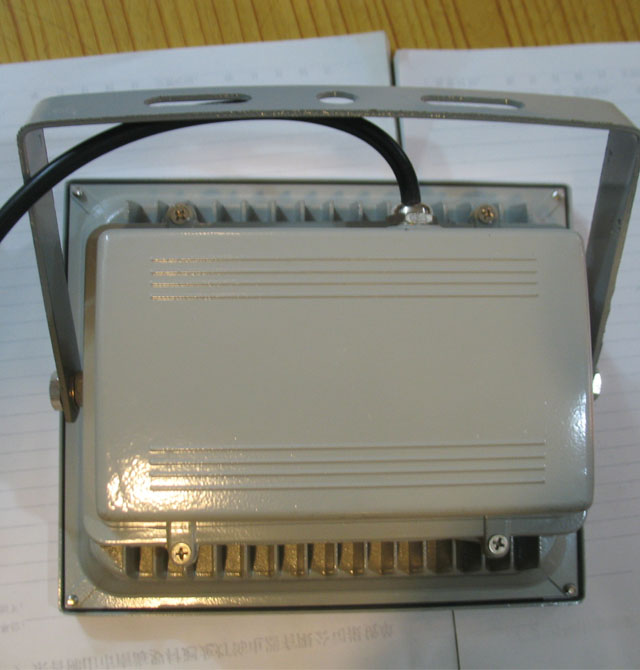 �h��LEDͶ�������� APL10421-30B���Ɵ� 1��30w ů��ɫ3000k