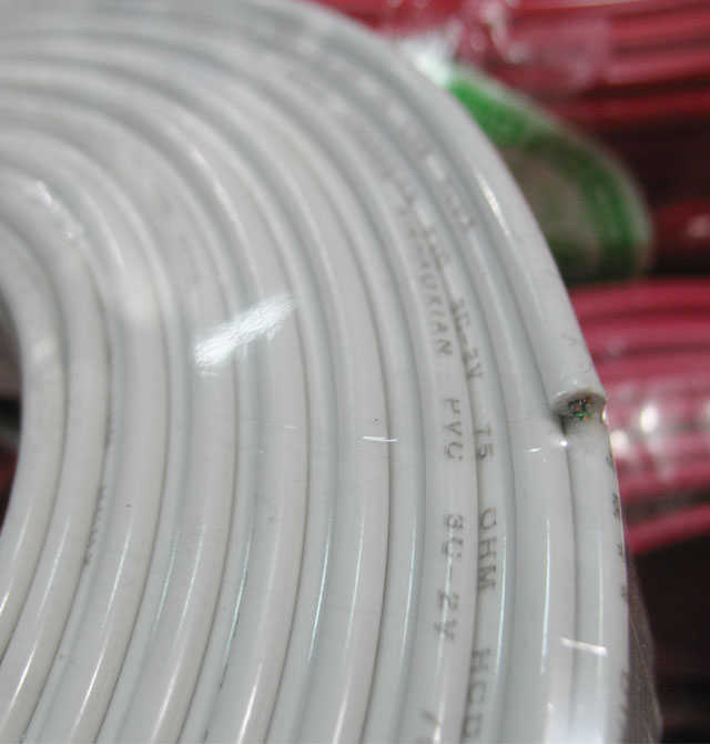 �����Ԓ��̖�� �Ԓͨ����|(�҃�)HYV2x2x0.5 4о��0.5��100��