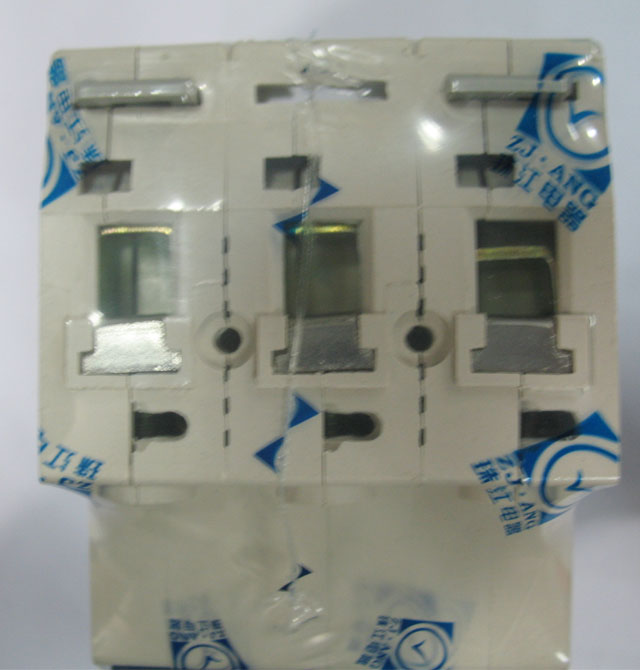 �齭�����·��\�՚��_�P DZ47-63 C40 3P 40A �՚��_�P���ܚ���·����