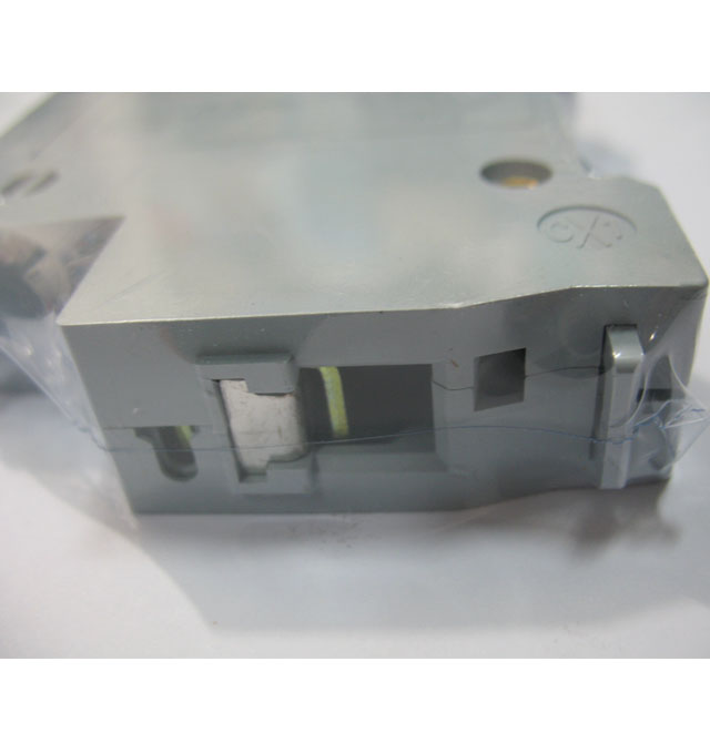 ���ʔ�·��\�՚��_�P DZ47-63 C32 2P 32A �՚��_�P