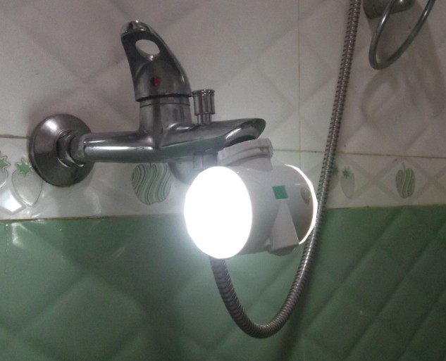 ��ˮ��ֱ�ˮ�C ��ˮ�԰l�LED���Ͳ 2w