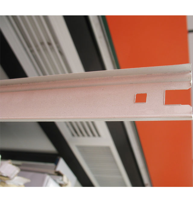 �������ǣ���عǣ� ʯ������� 75mm��25mm����0.6mm