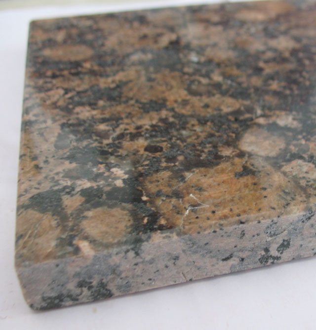 �A��ʯ�Ĵ���ʯ ���@ ��1.7mm