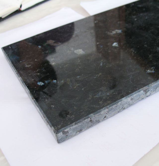 �A��ʯ�Ļ����r �{�� ��1.7mm