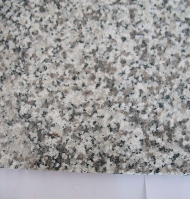 �A��ʯ�Ę�֬����ʯ �ư�ʯ ��1.7mm